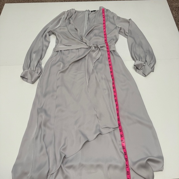 Express gray long sleeve dress satin midi length size M - Picture 8 of 11